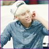 - Hyaaa. :o3 :X {o saruta;ia o perna;o arunca in Kai} :-L :)).