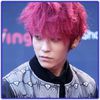 |~| ..[il pune pe canapea] ..L`am lasat pe Suga.. oare stie drumul inapoi? -_-