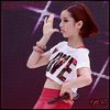 @. ...Stai ..am vazut ceva.. :| ..[ridica capul; se uita la baieti] .. (:| ..