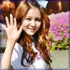 <J>. (intra cu o punguta in mana) Hei unnie :)..^^