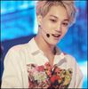 (Kai) ..Aaa.:-? Exact. :)) ..[prinde de o parte a balansoarului] E greeu. -.-