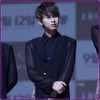 .&. Mama..cat poate vorbii..-_-..Si mai zice de KwangHee..-_-..:))