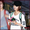 @. ..[coboara cu un carnetel si o cutie] ..Le`am gasit. :-?