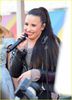 demi-lovato-topshop-opening-09