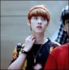 (LH) ..Mmm. :)) Aaa. :| J Min..? Ce faci aici? :|.