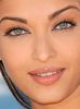 Aishwarya-Rai-2006-05-19-Cannes-1