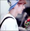 LH|. Sunt un pic-pic, indragostit. :3 [toarna in pahare; bea]