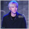 << ..Eu? ..Mm.. bine.. da bine.:)) ..M`am gandit sa dau pe acasa.. :-? [se uita dupa Joon] .. :| ..a
