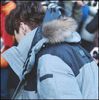 LH|. Bine maa. T-T [primeste un mesaj] Pa Seob. :( :))=)) [pleaca]