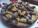 biscuiti fragezi cu cioco si cocos