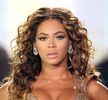 beyonce-with-makeup