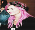 ;♥ - Rozzy`s fav color is PINK.