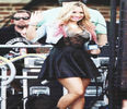 ;♥ - Andii`s fav color is BLONDE-PINK.