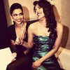 priyanka-chopra-deepika-padukone-at-58th-!dea-filmfare-awards-2012_13589140981
