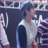 .&. ..o urasc >-< O bratara, Jungah? zau? :-w..:( Noapte buna..(:| |pleaca sus|