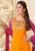 Kareena-Kapoor-Bollywood-Actress-Suits-by-Natasha-Couture-4