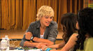 Hey Ally ,mi-a fost dor de tine(i.g OMG!De ce am zis asta )