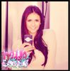 ♫.єℓєηα.♫ :D *se uită zâmbind la stefan* + bună Caroline