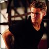 Buna #elena. *se aseaza pe scaun*