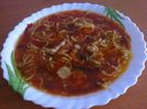 Supa de rosii cu taitei de casa si bucatele de slanina afumata