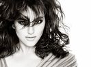 Sonakshi-Sinha-Exclusive-Photoshoot-Images-2013-11