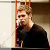 █ ▄→ mhm, îl am pe damon, ştii cât ne iubim? :)) -caro- ; joccc -stef- -cl