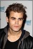 Damon te provoc sa il imbratisezi pasional pe Klaus,Hayley e adevarat *click