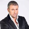 Raisa du-te repede si schimba-te.Adrian si tu.