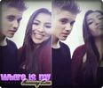 ; jason ; [rade; ] Nu-i acasa, f;uck off now ; [ il impinge afara din camera ;si tranteste