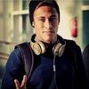 ɳҽყɱαɾ | buna :-? #deiuu#tyler ;; *se joaca fotbal cu nuca de cocos*