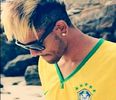 ɳҽყɱαɾ | nu pot sa ies de aici..coboara #katic + omg,s-a facut preot fane?:O =))#james