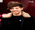 ▲ #te mangai tandru pe obraz apoi cobor usor pe gat ,prinzandu-te.CL