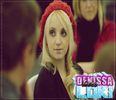 ┊deɴιι┊îmi permit. ¤îşi trece o mână prin păr¤ (cl)