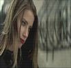 ♡❧`⇒.; -începe să fredoneze ceva și se pune invers pe canapea-.