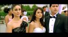 009KIQ_Kareena_Kapoor_002