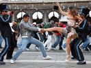 10983-akshay-kumar-and-kareena-kapoor-in-kambakth-ishq