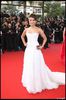 221502-aishwarya-rai-lors-de-la-montee-des-637x0-3