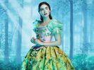 img-mirrormirrorholding_131635794787.jpg_article_singleimage