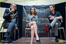 lily-collins-jamie-campbell-bower-city-of-bones-autograph-signing-01
