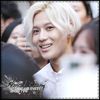x. Woo..Yuriucaa..ce face tu p`aici? :3 Da, bloond. B| Sunt sexy ha? :> #MH.