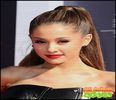 Ariana on the red carpet at the VMA s - 2O14