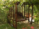 balansoar din lemn cu pergola pentru gradina (17)