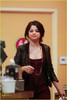 taylor-swift-selena-gomez-menchies-maggianos-19