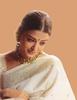 Aishwarya_Rai_in_white_Saarhi_8NFF35