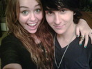 miley-cyrus-and-mitchel-musso-twitpic-photos