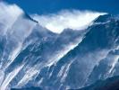 Everest_Mountains_Wallpapers_Mountains_Desktop_Pictures