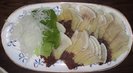 800px-Whale_meat_on_dish