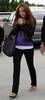 Miley+Cyrus+Friends+Out+Shopping+Rainy+Day+ISdeBBPzSFol