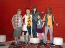normal_SONNYWITHACHANCE_Y1_GAL_010