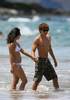 normal_zanessa_beach_candid_018